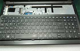 wymiana klawiatury w laptopie
